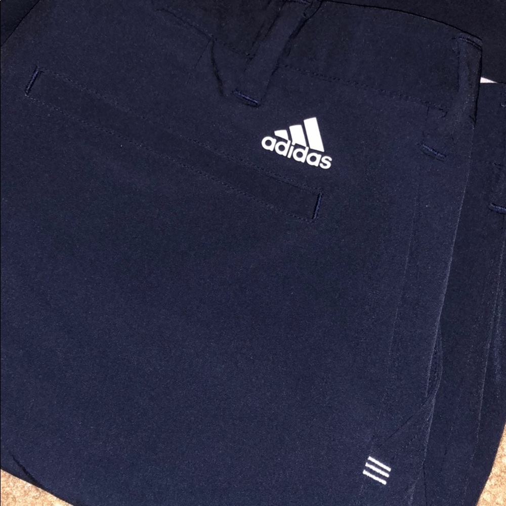 MENS ADIDAS GOLF SHORTS EUC